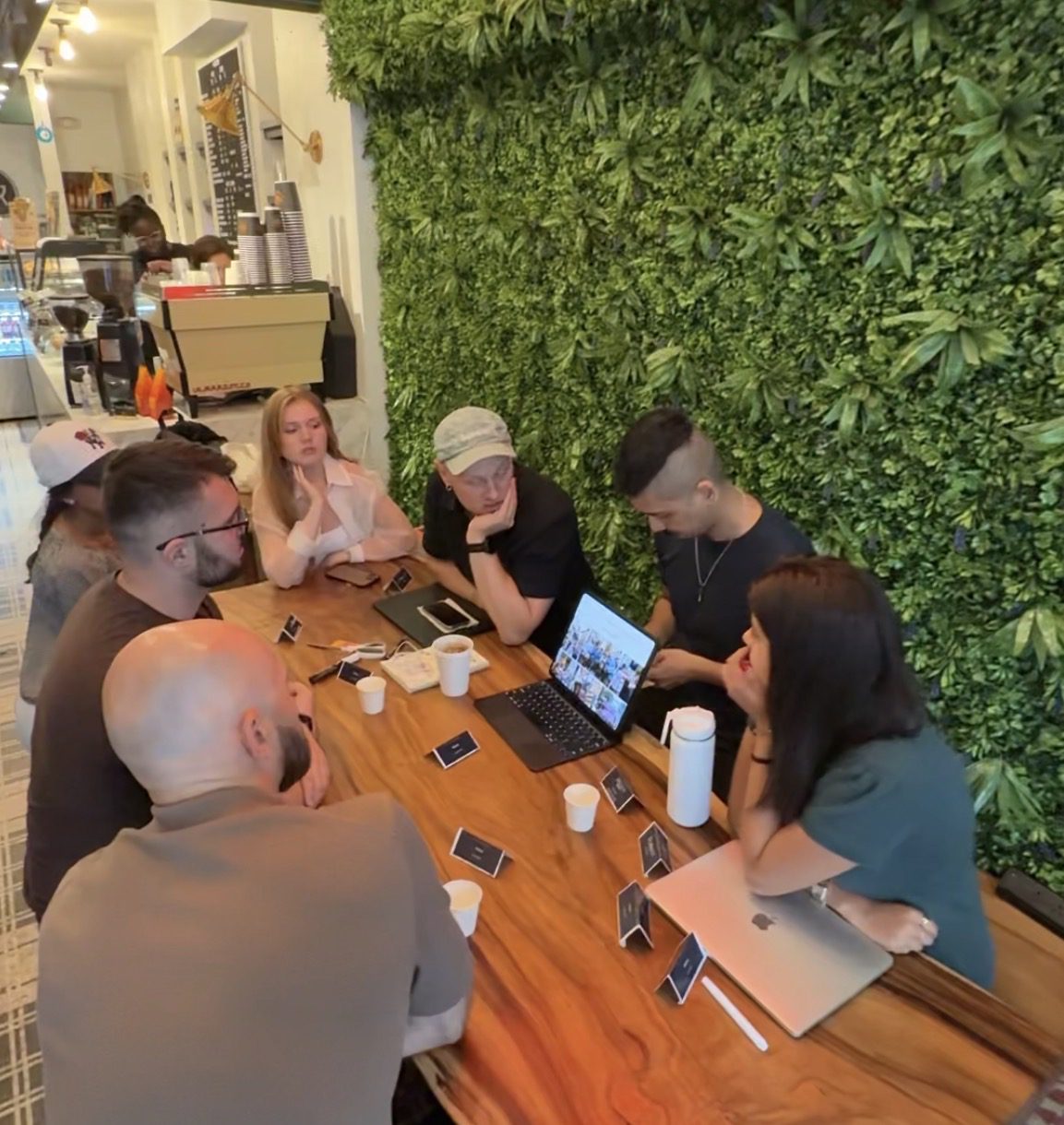 NYC filmmakers and creatives networking at a HYPE IN NYC Creative Network Evening